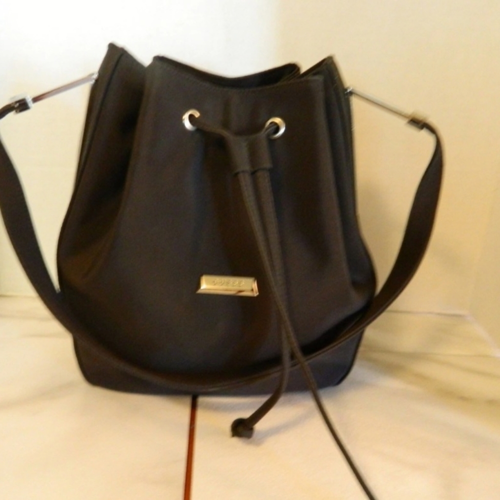 Guess BUCKET bag New